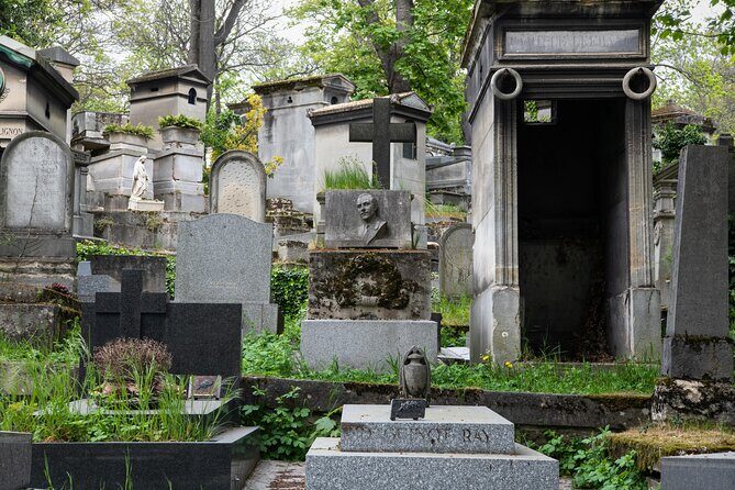 Private Père Lachaise Cemetery Walking Tour - Price and value at $42.85: what you’re really buying