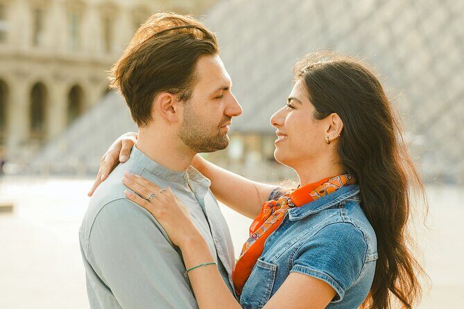 Private Photo Shoot at the Louvre - Les Colonnes de Buren: the quick, sparkling photo moment