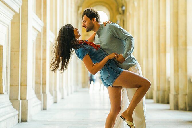 Private Photo Shoot at the Louvre - Jardin des Tuileries: adding green between big monuments