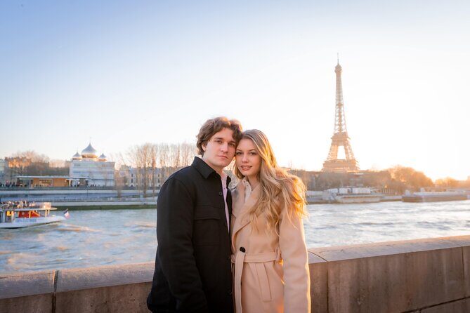 Private Professional Photoshoot near the Eiffel Tower in Paris - What you actually receive: 20 retouched photos, not a pile of files