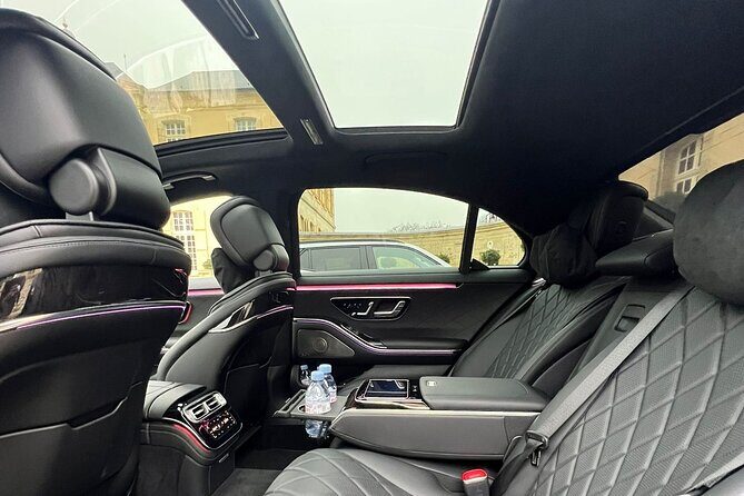 Private round trip transfer from/to Paris airports - From Airport to Your Address (and Any Extra Stops)