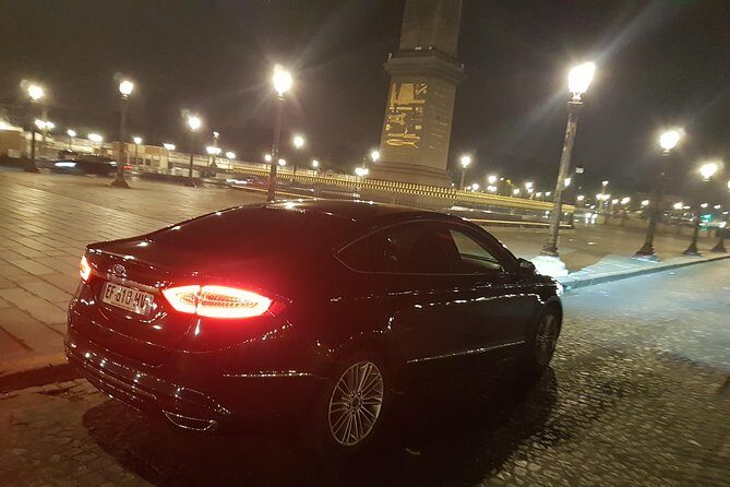 Private Shuttle from Charles de Gaulle Airport to Paris: Premium Service - Pickup at CDG: where your driver is supposed to meet you