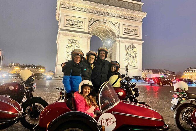 Private Sidecar Tour of Paris at Night with drinks - Why a vintage sidecar works so well for Paris at night