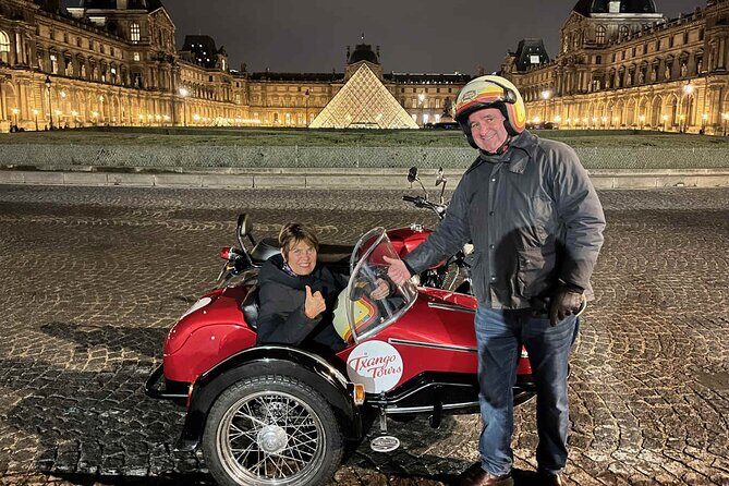 Private Sidecar Tour of Paris at Night with drinks - Meeting at Pont de Bir-Hakeim and what to wear