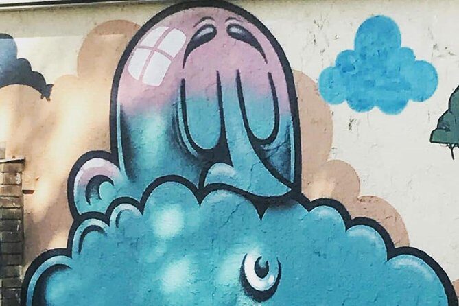 Private Street Art 2-Hour Guided Tour in Paris - Belleville and Ménilmontant: Paris Street Art’s Best Side Streets