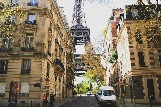 Private Street Art Tour in Paris with Local Expert - How to Get the Most from Your Guide (and Your Photos)