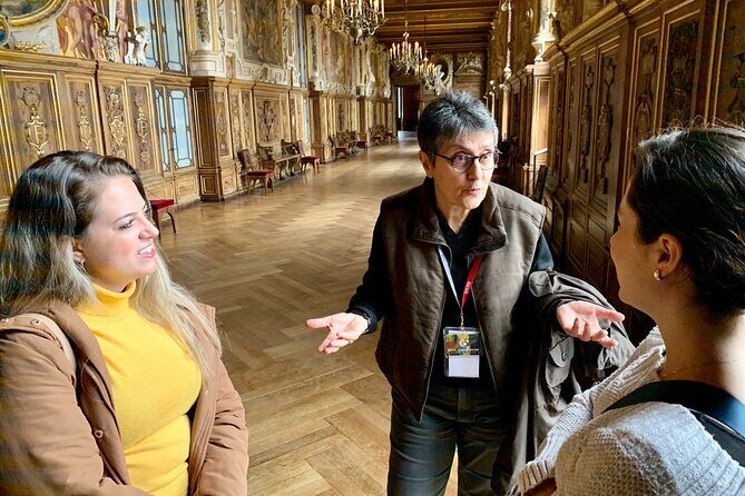 Private Tour in Fontainebleau Palace with Skip-The-Line Ticket - How You’ll Experience Fontainebleau Town, Not Just the Palace