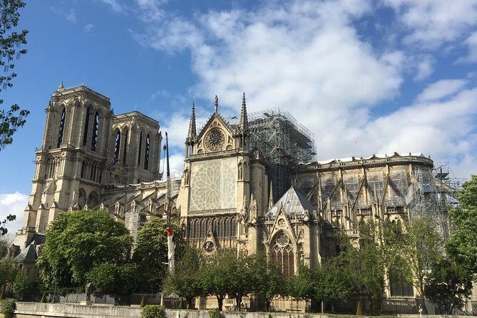 Private Tour in Italian of Paris: Centre, Montmartre, Louvre - Price and value: what $94 buys you (and what to budget for)