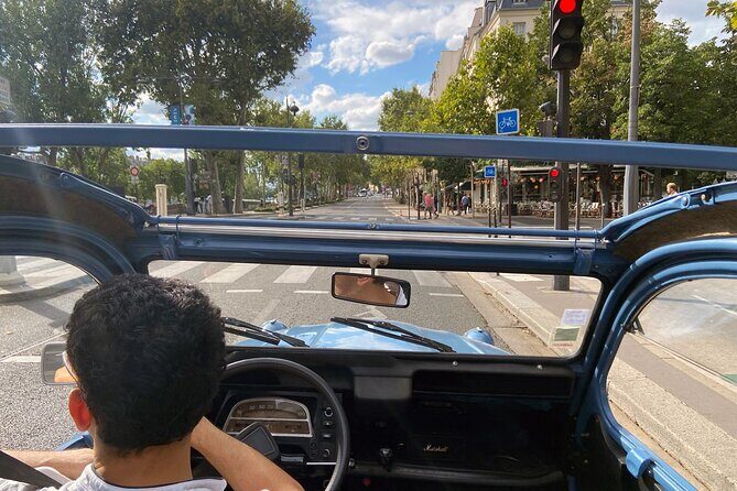 Private Tour of Paris in a convertible citroën 2CV - Paris in a blue 2CV: the vibe and what you actually get