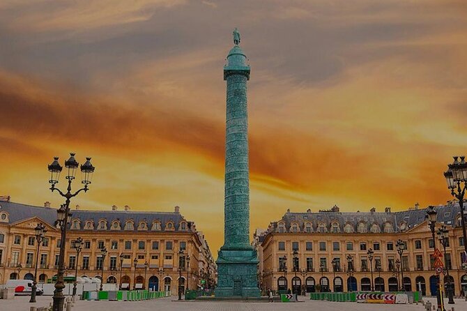 Private tour of various Monuments in Paris - Musée d’Orsay and Invalides: culture and power in two quick stops