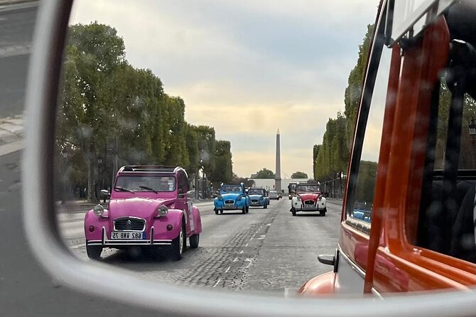 Private tour Paris Sightseeing 2 hours in Citroën 2CV - Price and value: what $120.38 per person buys you