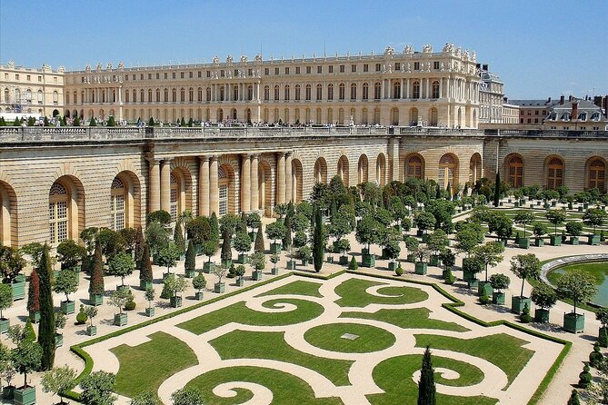 Private Tour with Guide to Midnight in Paris Movie Locations - Latin Quarter by Foot: Church Steps and Quiet Streets