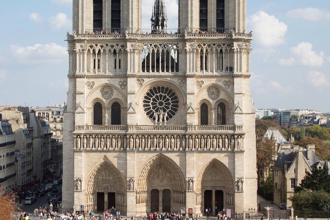 Private Tour with Tickets to the Louvre Museum & Crepes - Left Bank detours: Saint-Séverin, Rue de la Huchette, and Shakespeare and Company