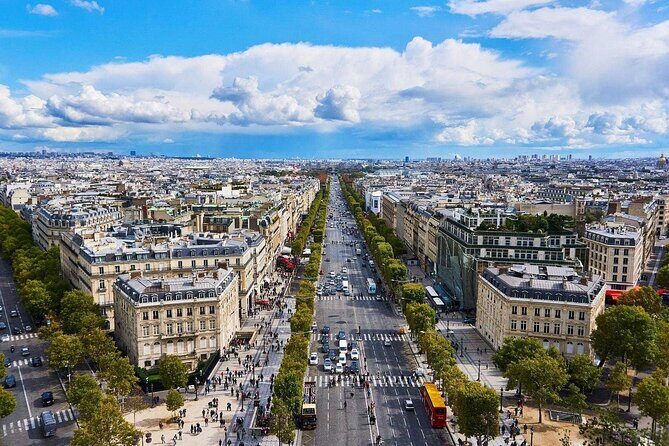 Private Transfer: Disneyland Park or Hotel to Paris by Luxury Van - Timing That Helps: The 15-Minute Free Wait and a Realistic Schedule