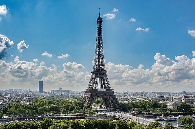 Private Transfer from CDG Charles de Gaulle Airport to Paris - Why This Airport Transfer Is More Than Just a Ride