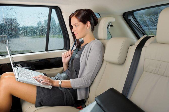 Private transfer from Charles de Gaulle airport to Paris: Premium Service - Key Highlights at a Glance