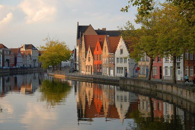 Private Transfer From Paris to Bruges - Vehicle Choice by Group Size (Sedan, MPV, Van) and Real Luggage Space