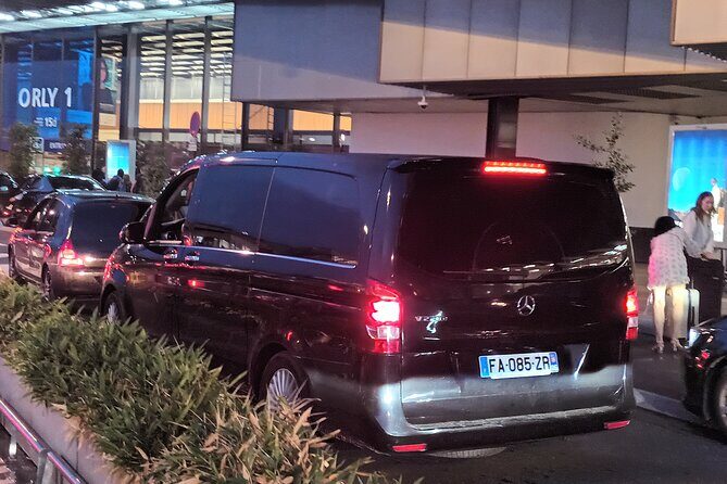 Private Transfer from Paris to CDG and Orly Airport - Private Ride for Your Group Only: Who This Fits Best