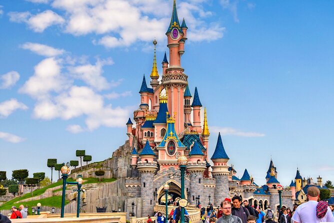Private Transfer from Roissy CDG Airport to Disneyland Paris - Practical tips to make the most of your private transfer