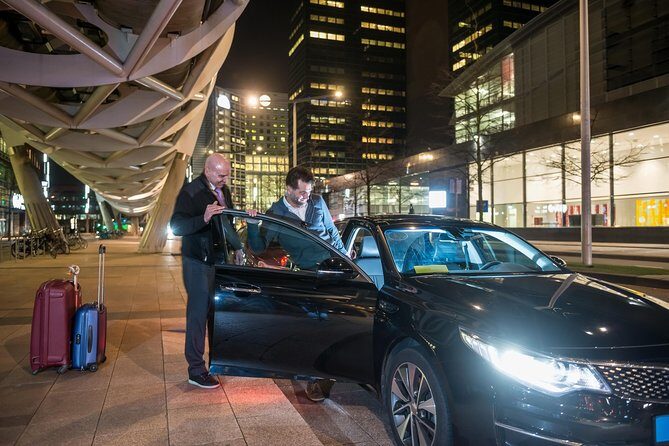 Private Transfer Orly Airport ORY & Disneyland Paris - Inside the ride: comfort, space, and the little details you feel