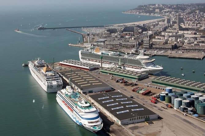 Private Transfer: Paris Airport CDG to Port of LE HAVRE in Business Car - Safety and hygiene steps: disinfecting before you even sit down