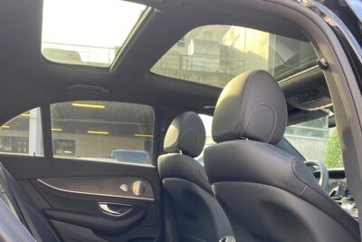 Private Transfer Paris from and to Airport (CDG, Orly, Beauvais) - Paris pickup: how you actually meet the driver