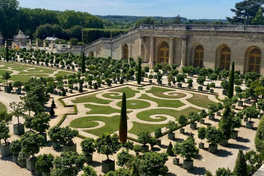 Private Versailles, Gardens, Trianon from Paris by Mercedes - Inside Versailles Palace: audio-guide freedom with live context