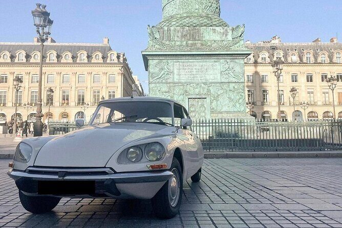 Private Vintage Car Tour of Paris in a Citroën DS - 2H - Saint-Germain-des-Prés and Notre-Dame: the Left Bank feel