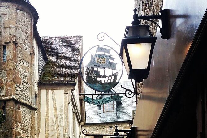 Private walking tour of Mont Saint Michel with a licensed guide - Skip-the-line Abbey tickets: how you save the day