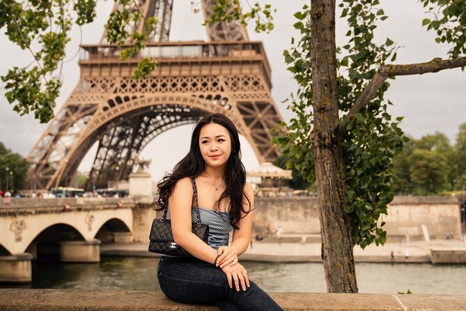 Professional Eiffel Tower Photo Tour with VOGUE Photographer - How to get the best results (without overthinking)