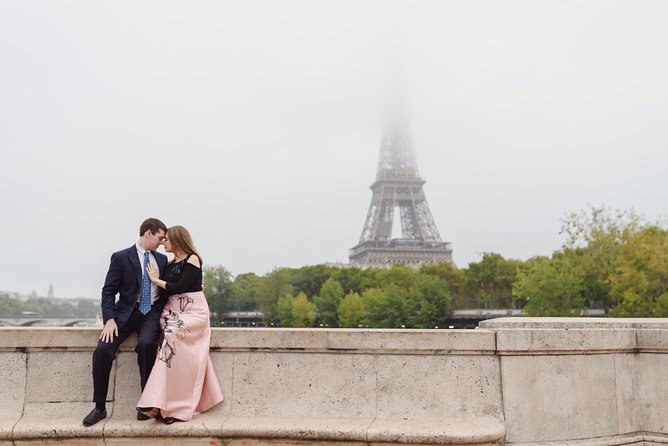 Proposal Photographer in Paris - Ponts and bridges: your proposal’s cinematic “in-between” frames