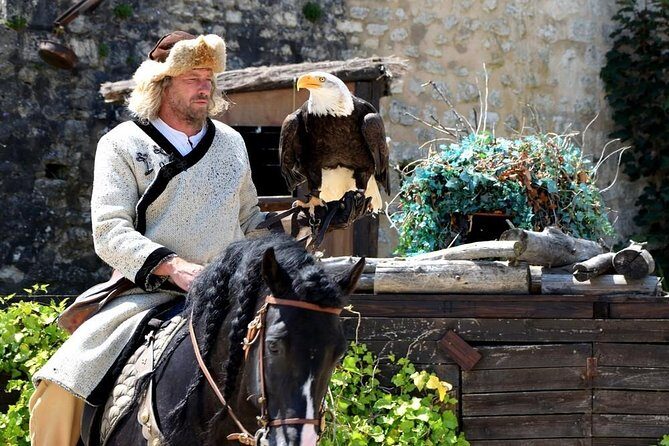 Provins - Medieval City Tour - Private Trip - Church and Joan of Arc connection: a meaningful medieval moment