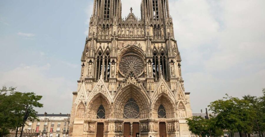 Reims: Private Guided Walking Tour - The Battle of Ivry: how one fight echoes across the map