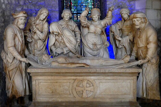 Reims Private Walking Tour With A Professional Guide - Price and value: $323.77 per group (not per person)