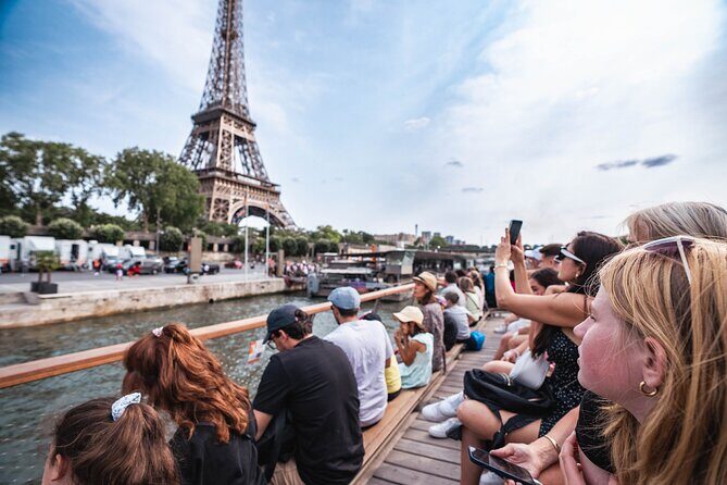 River Seine Sightseeing Boat Tour with Audio Guide - Key Highlights You’ll Actually Feel on This Seine Cruise