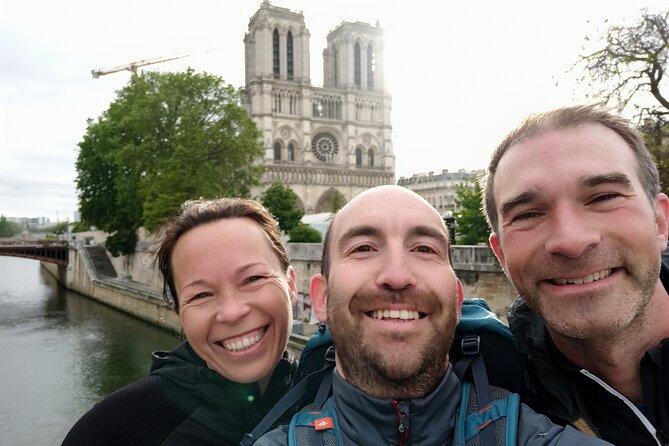 Running in Paris at dawn & see 10 secrets - Along the Seine to Notre-Dame and beyond
