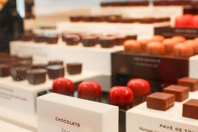 Saint Germain des Prés Food Tour - Marche Maubert: your flavor map starts here