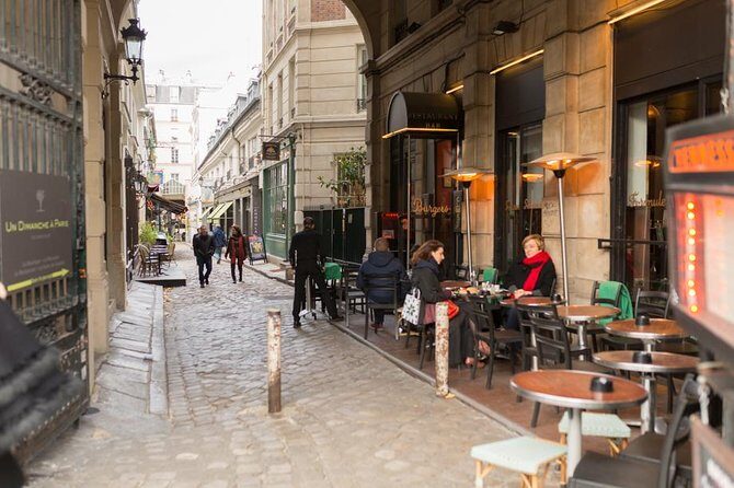 Saint-Germain Flavors Sweet & Savory Food Tasting Tour - Chocolate Lessons at the Meilleur Ouvrier de France Stops
