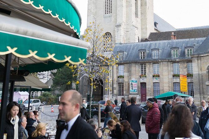 Saint Germain The Private Food Tasting Tour with a French Gastronomy Expert - Stop 1: Saint Germain des Prés quarter and the tasting rhythm