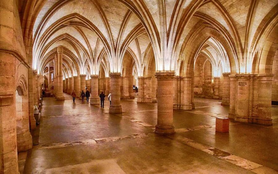 Sainte Chapelle & Conciergerie Private Guided Tour - Private group value: what you pay for (and what you don’t)