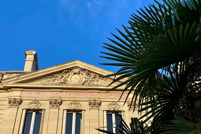 Scandalous Paris, audioguided smartphone tour - Using the Rewind smartphone tour without a live guide