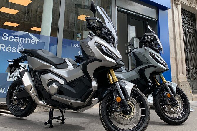 Scooter rental X-ADV Honda 2023 (A2 license) Paris - Why the X-ADV approach works in Paris