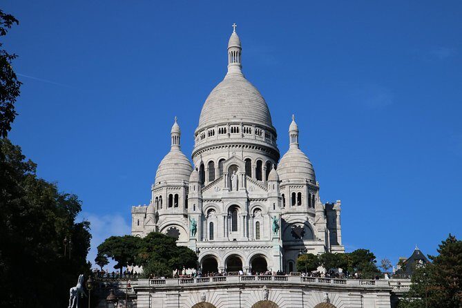 See 10+ Top Paris Sights, Fun Guide - Dalida, Place du Tertre, and Bateau-Lavoir: the Paris you’ll remember