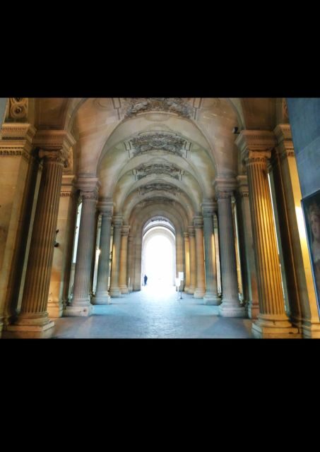 See 10+ Top Paris Sights - Fun Local Guide - Meeting at Anvers: where your Paris day gets organized