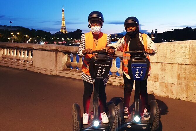 Segway by night ! Illuminated Paris - Who should book this night Segway ride?