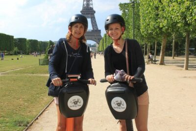 Segway tour Monumental - Starting at 14 Rue Mathurin Régnier: Easy Location, Back to Square One