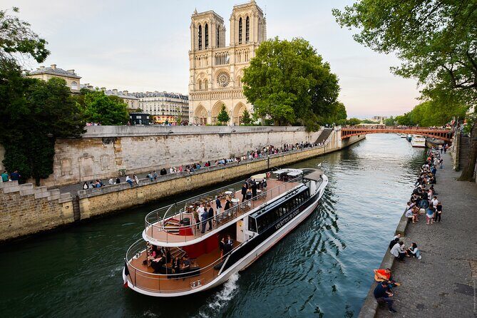 Seine River Direct Access Guided Cruise - Boarding at Port de Suffren and how the 1-hour timing really works