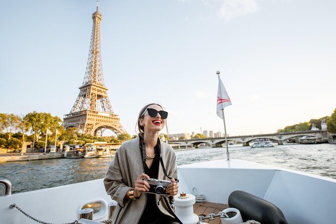 Seine River Guided Cruise Champagne Option by Vedettes de Paris - Entering The Seine at Port de Suffren