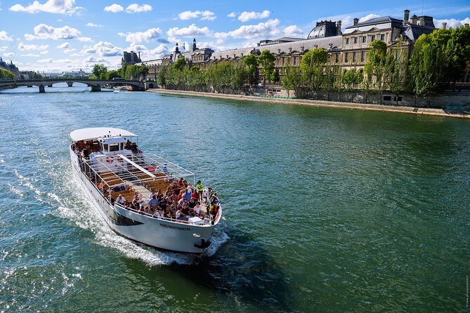 Seine River Guided Cruise with Kids by Vedettes de Paris - Morning vs afternoon: picking the timing that fits your day
