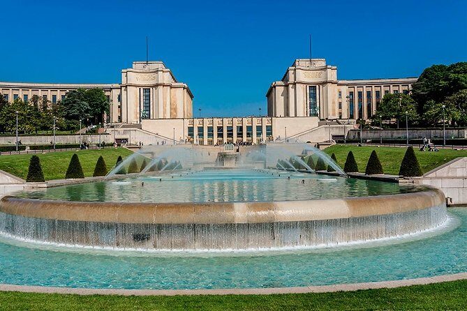 Self-Guided Audio Tour -The Eiffel Tower, Exterior - Pont d’Iéna and the public park—what to watch for as the story keeps moving